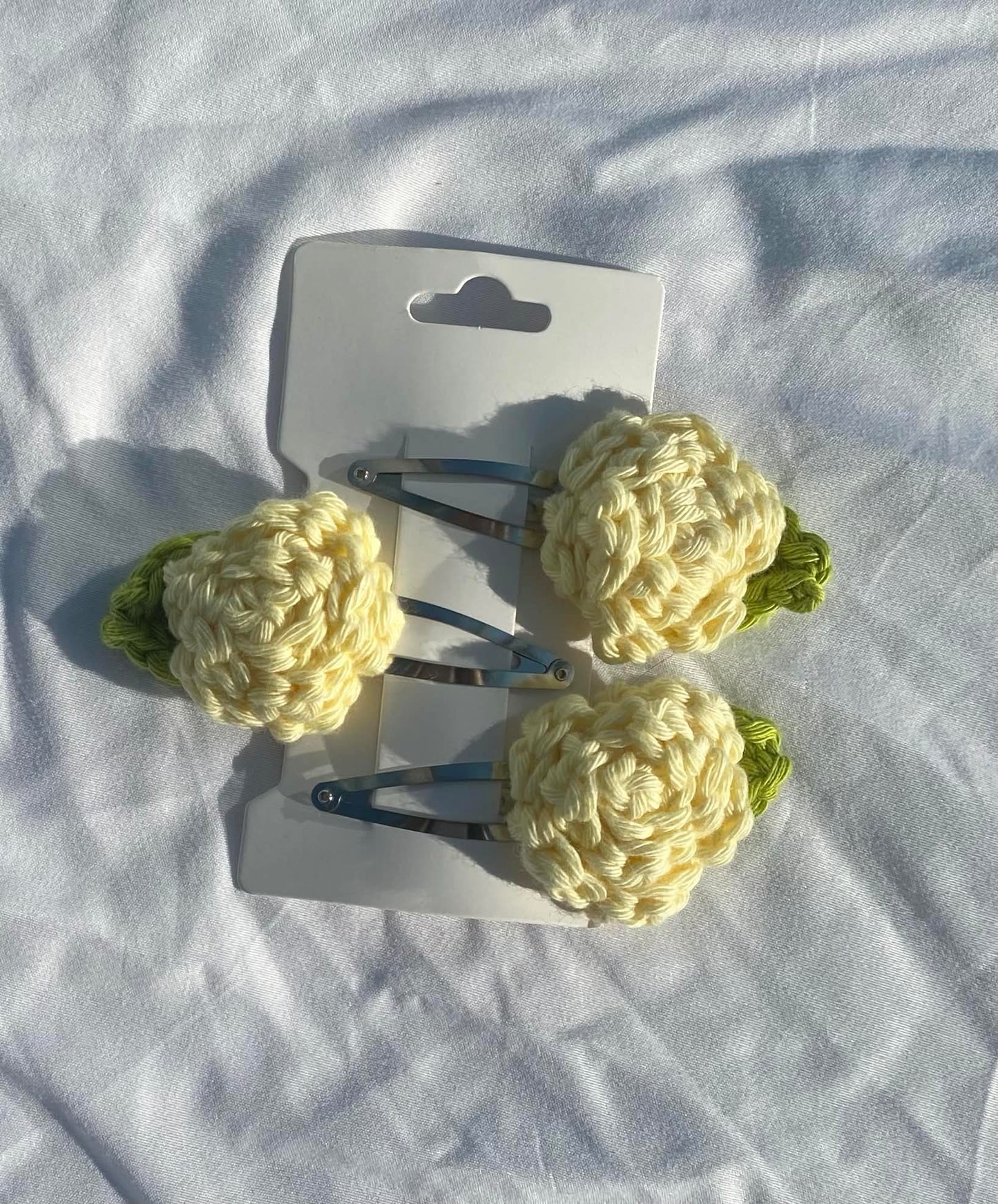 rose hairclips